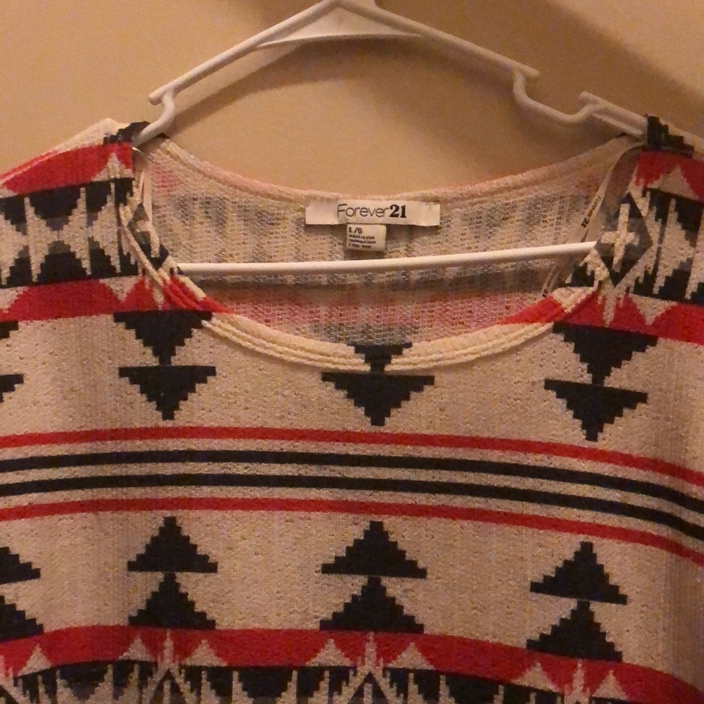 Forever 21 aztec shirt large Yellowstone themed - Picture 3 of 3